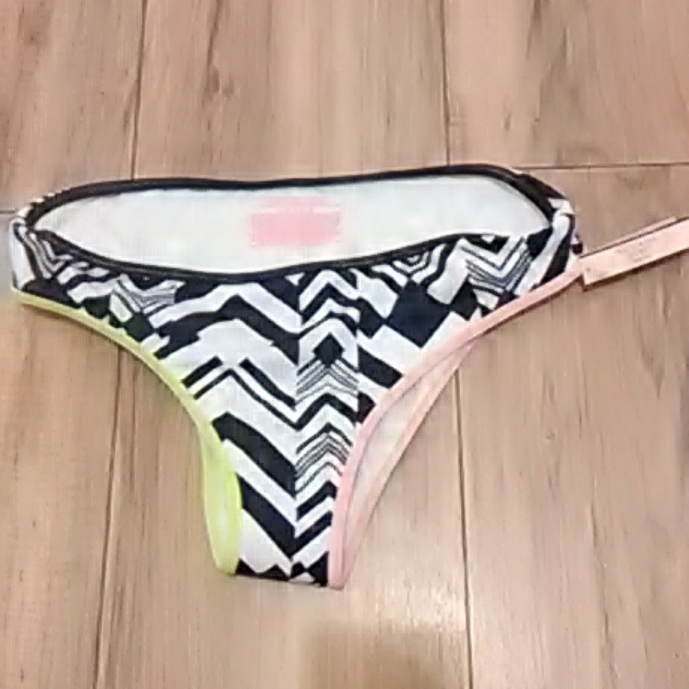 NWT Victoria' secret classic hipster bikini bottom